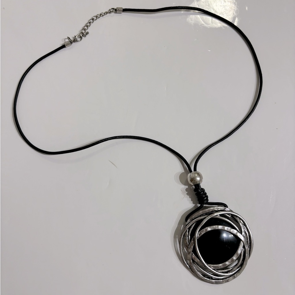 Vintage Medallion necklace silver tone with leather strap
